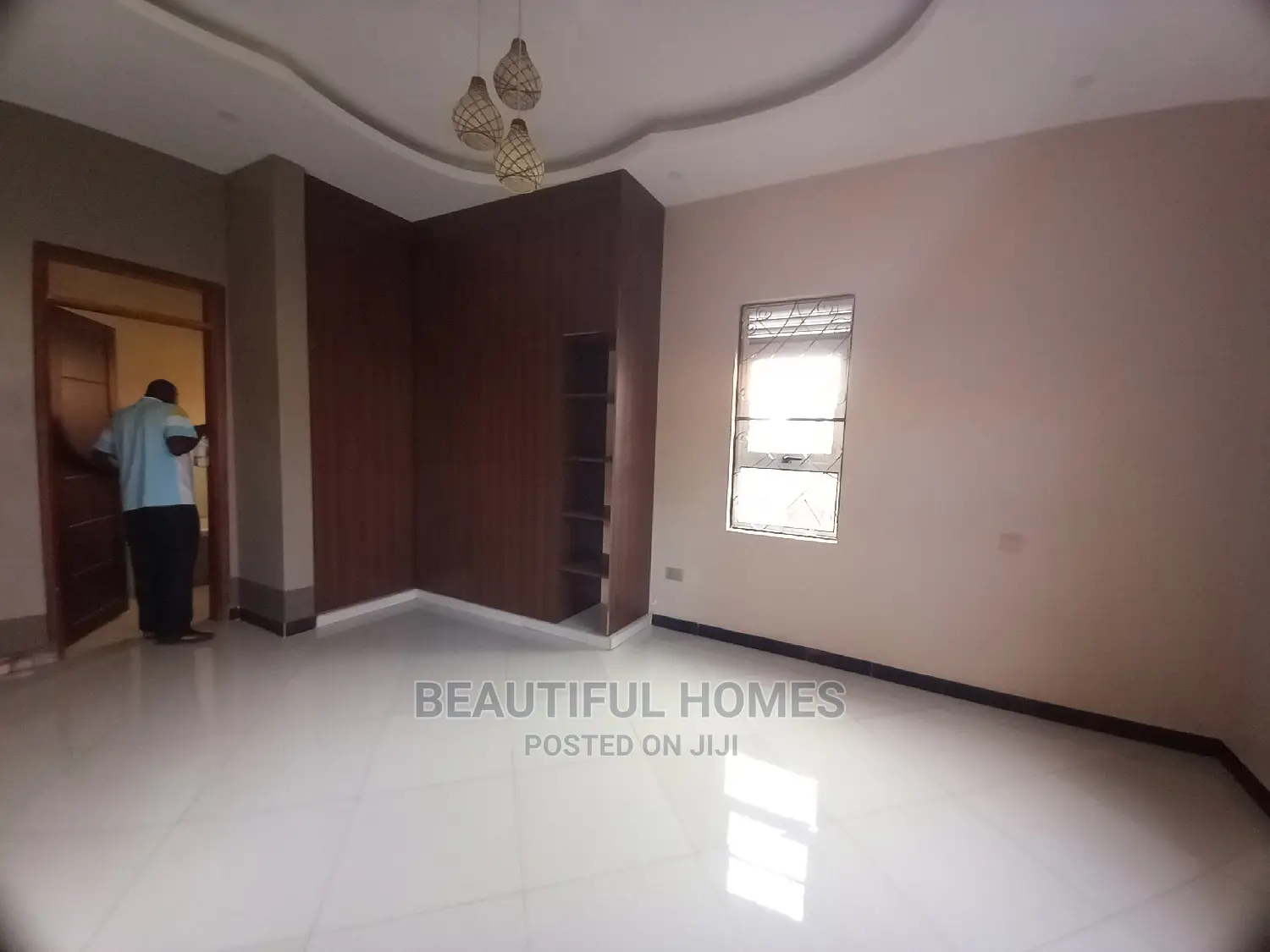 Furnished 4bdrm Bungalow in Kira Mamerito Road for Sale in Kira