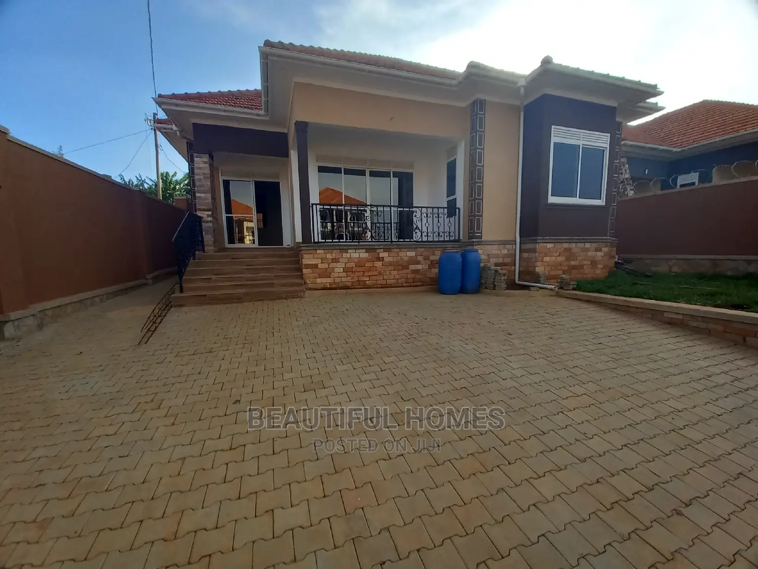 Furnished 4bdrm House in Kira Mamerito Road for Sale in Kira