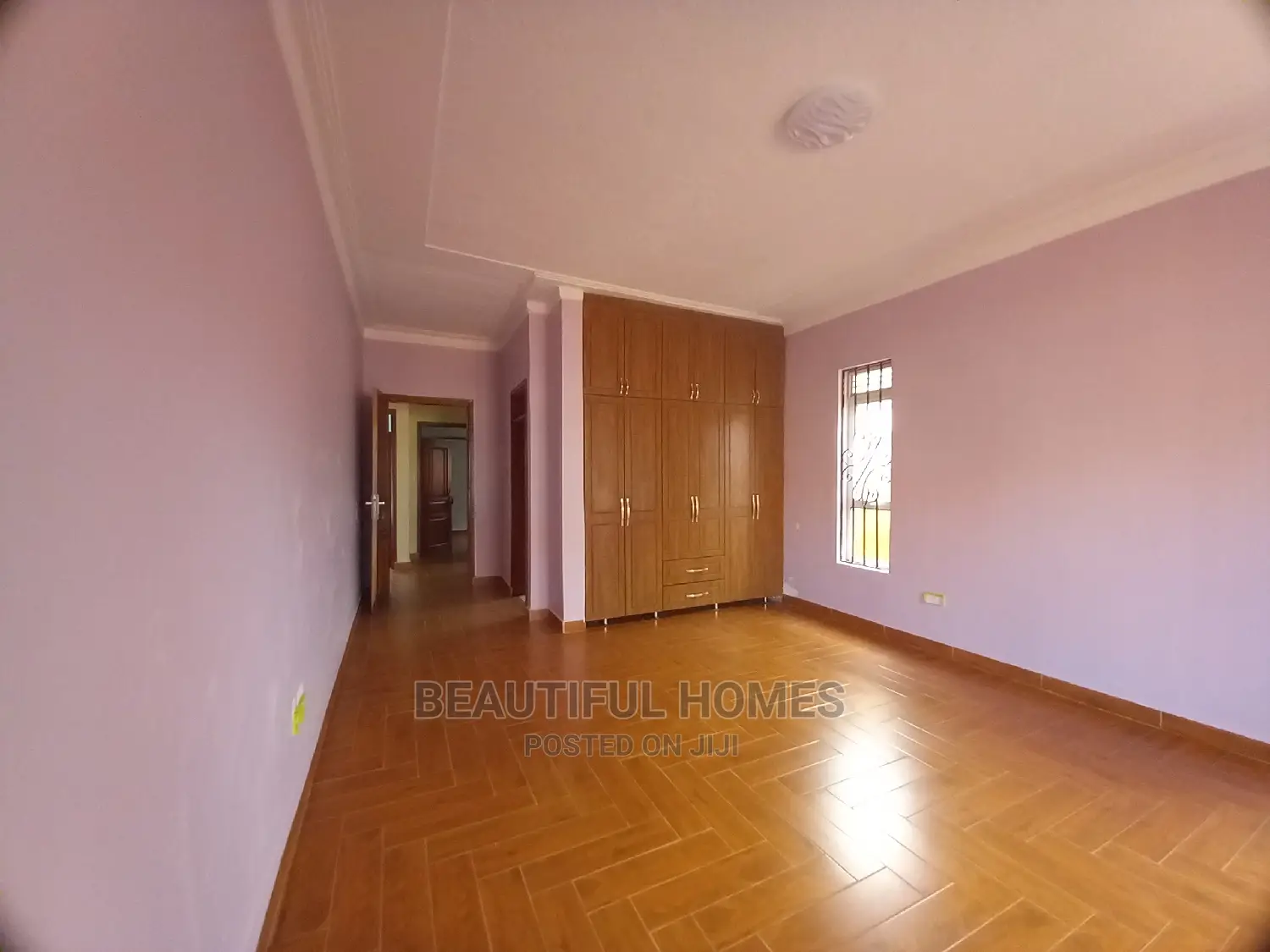 Furnished 4bdrm House in Kira Mamerito Road for Sale in Kira