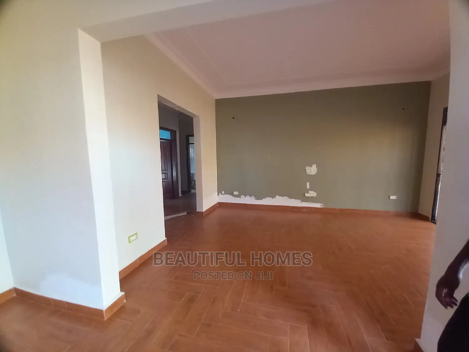 Furnished 4bdrm House in Kira Rich for Sale in Kira