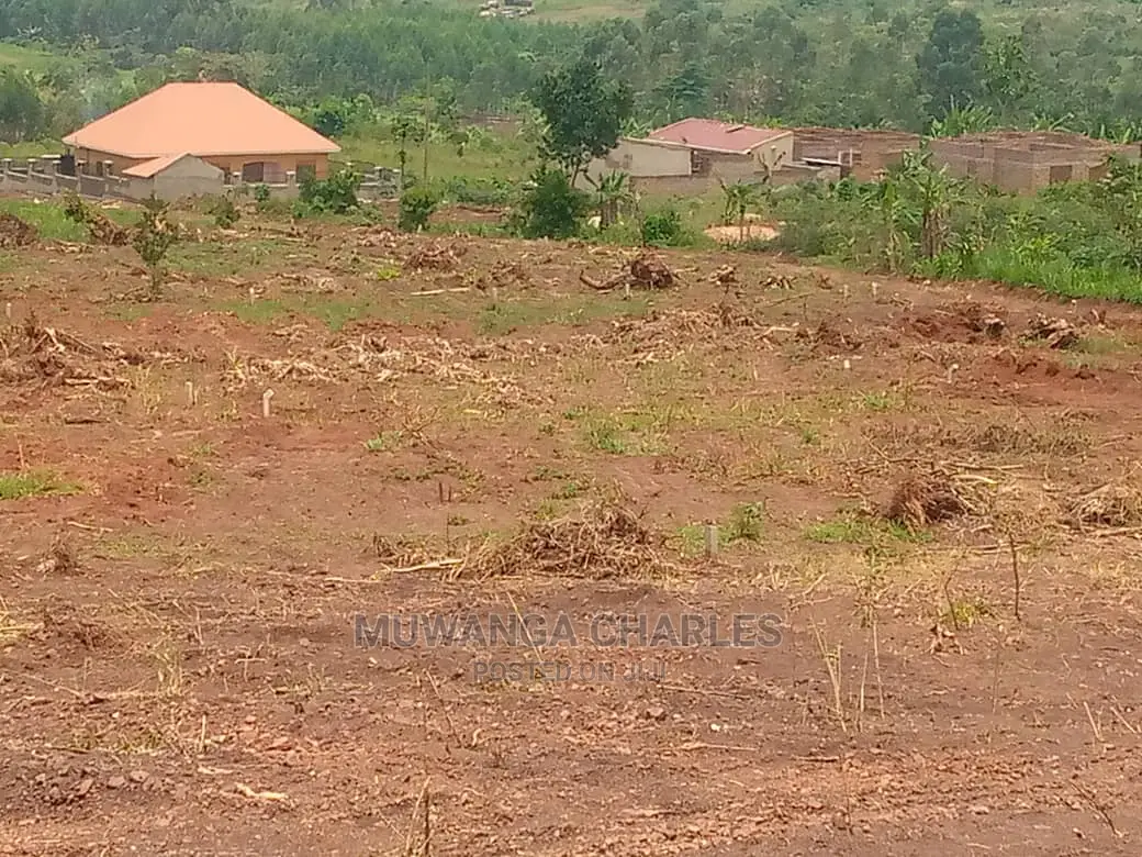 100x100ft Plot of Land for Sale in Buwate in Central Division