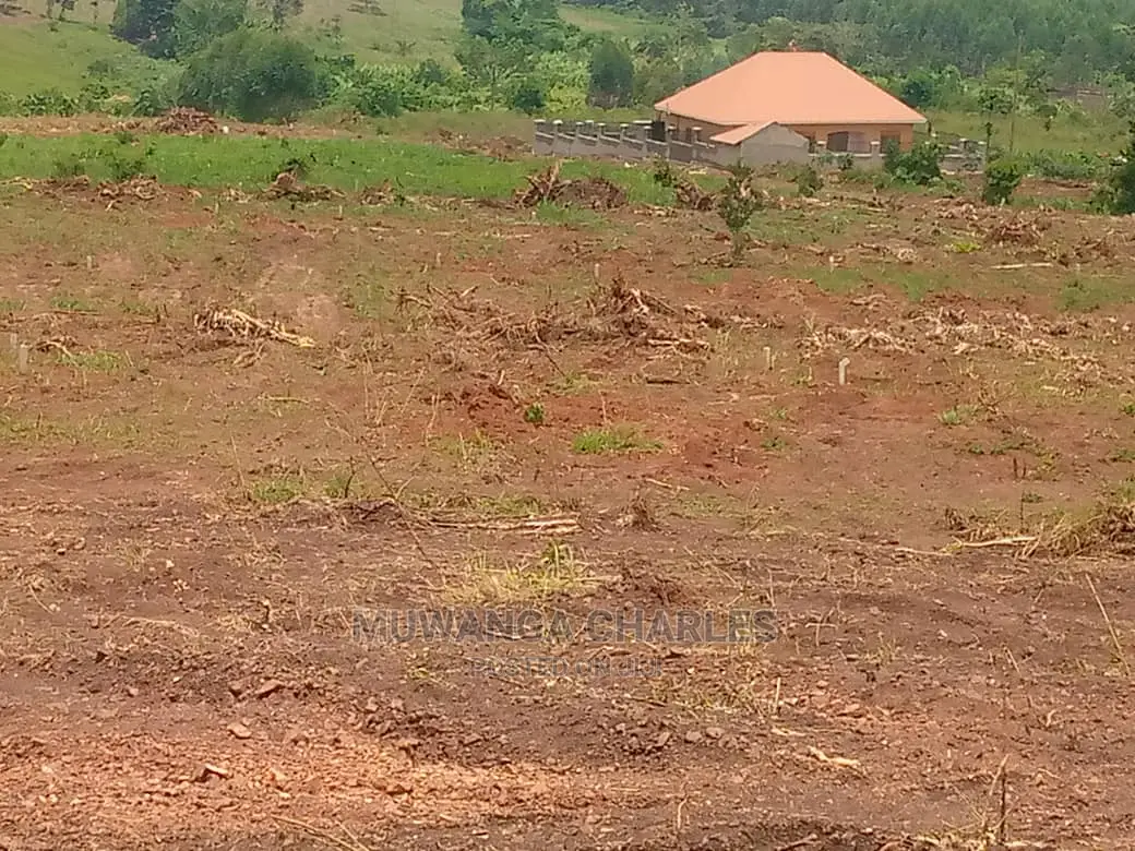 100x100ft Plot of Land for Sale in Buwate in Central Division