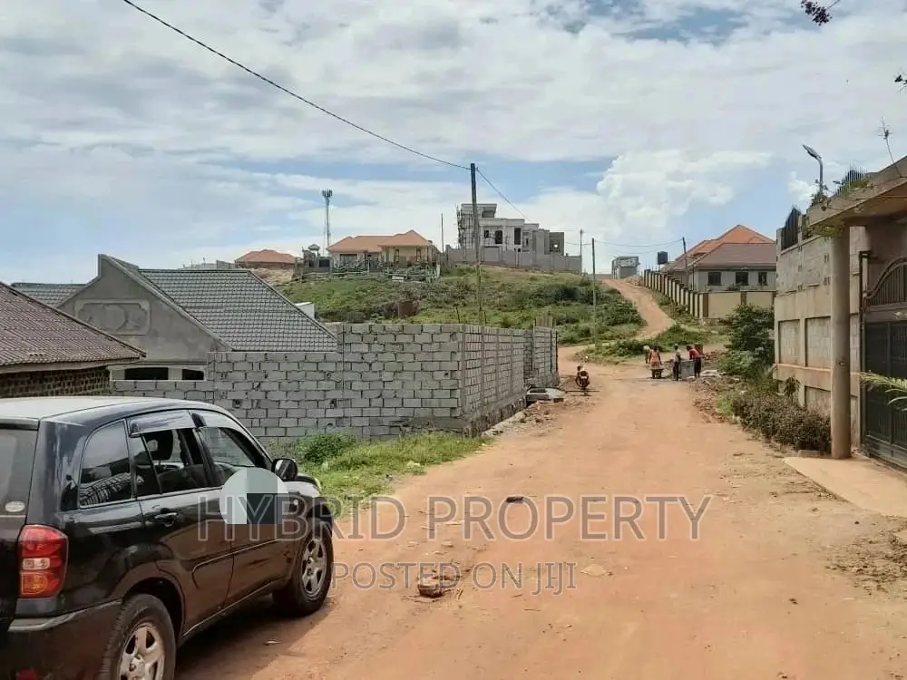 Plots for Sale at Nakabugo~Bulaga Land Estate~Mityana Road in Wakiso / Wakiso