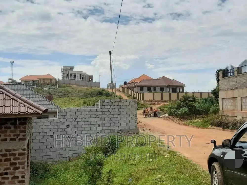 Plots for Sale at Nakabugo~Bulaga Land Estate~Mityana Road in Wakiso / Wakiso