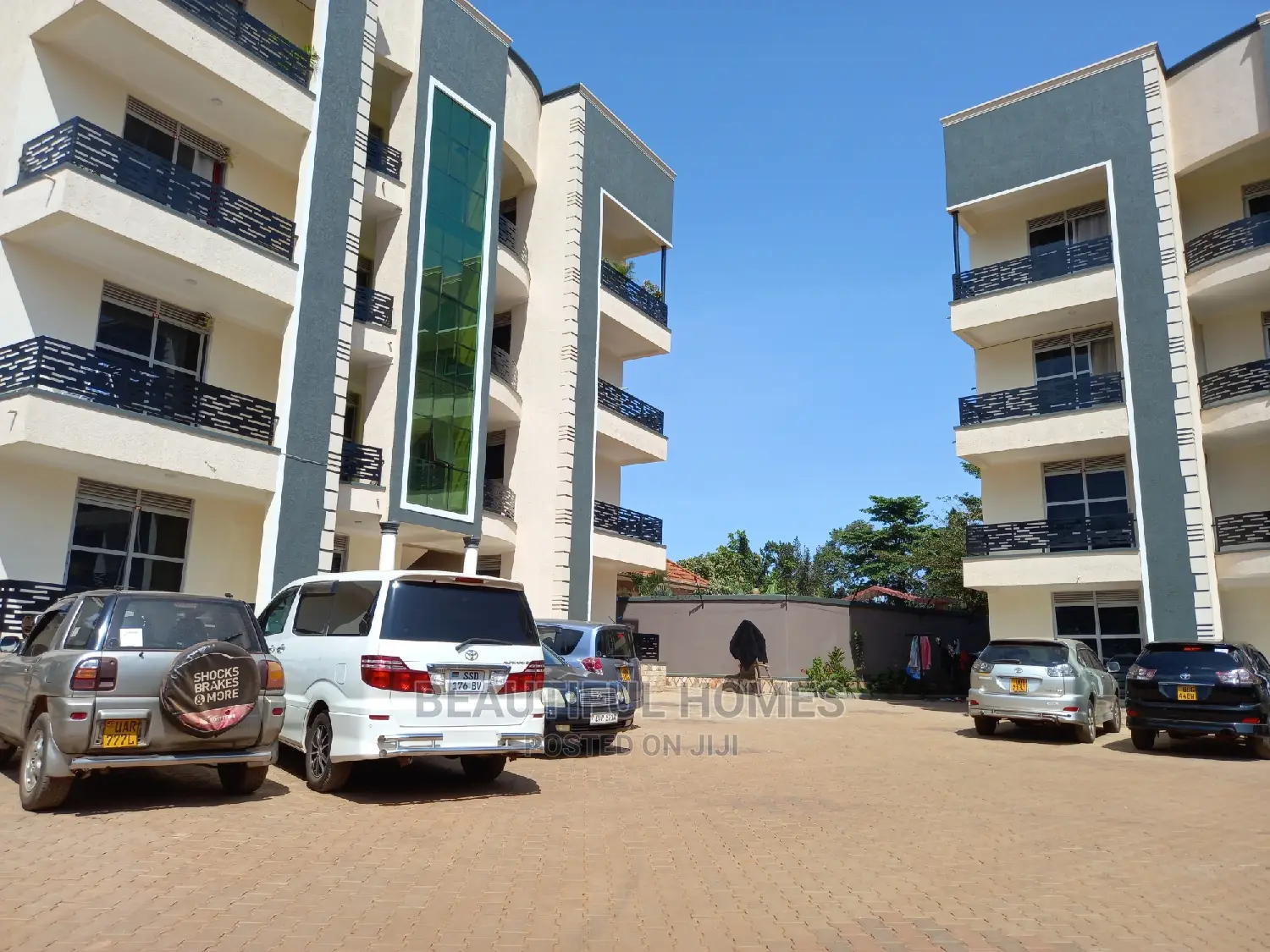 Furnished 2bdrm Apartment in Kyakiwajjara, Central Division for Sale in Central Division
