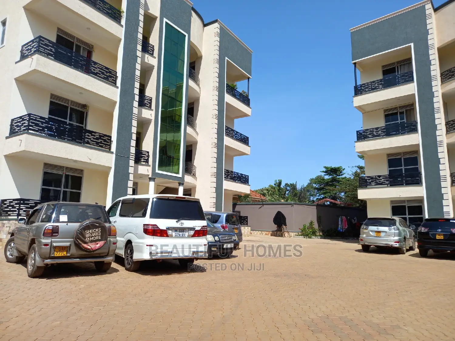 Furnished 2bdrm Block of Flats in Kyaliwajjara, Central Division in Central Division