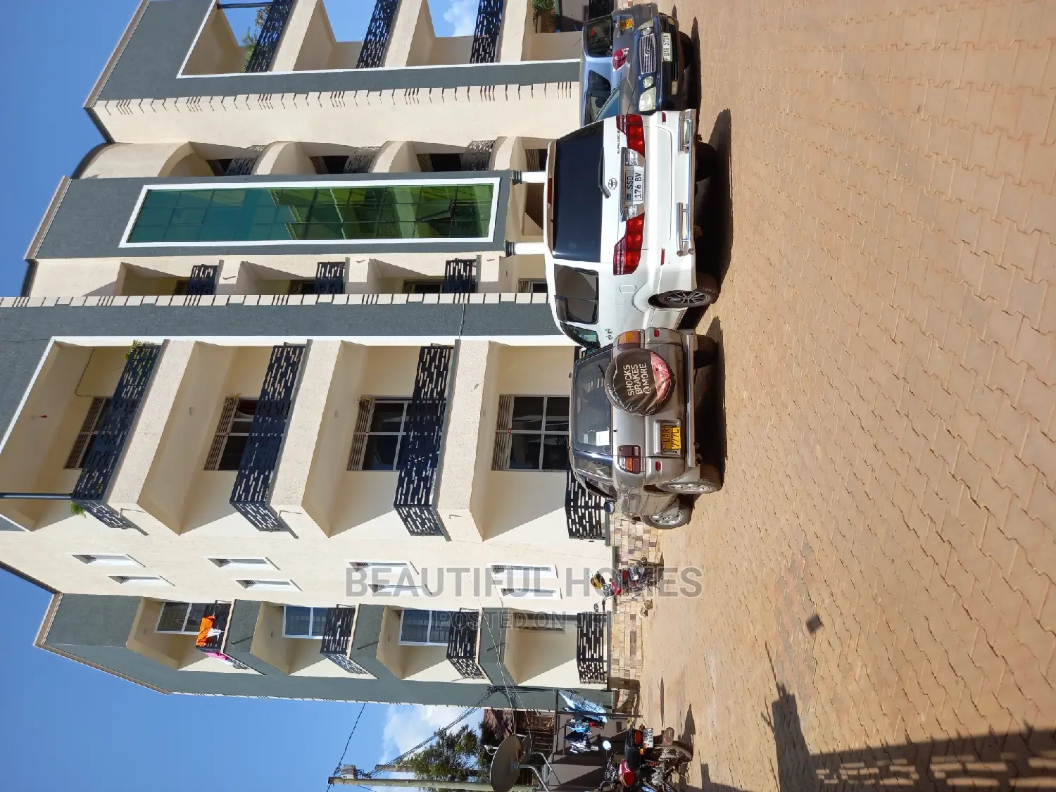 Furnished 2bdrm Block of Flats in Kyaliwajjara, Central Division in Central Division