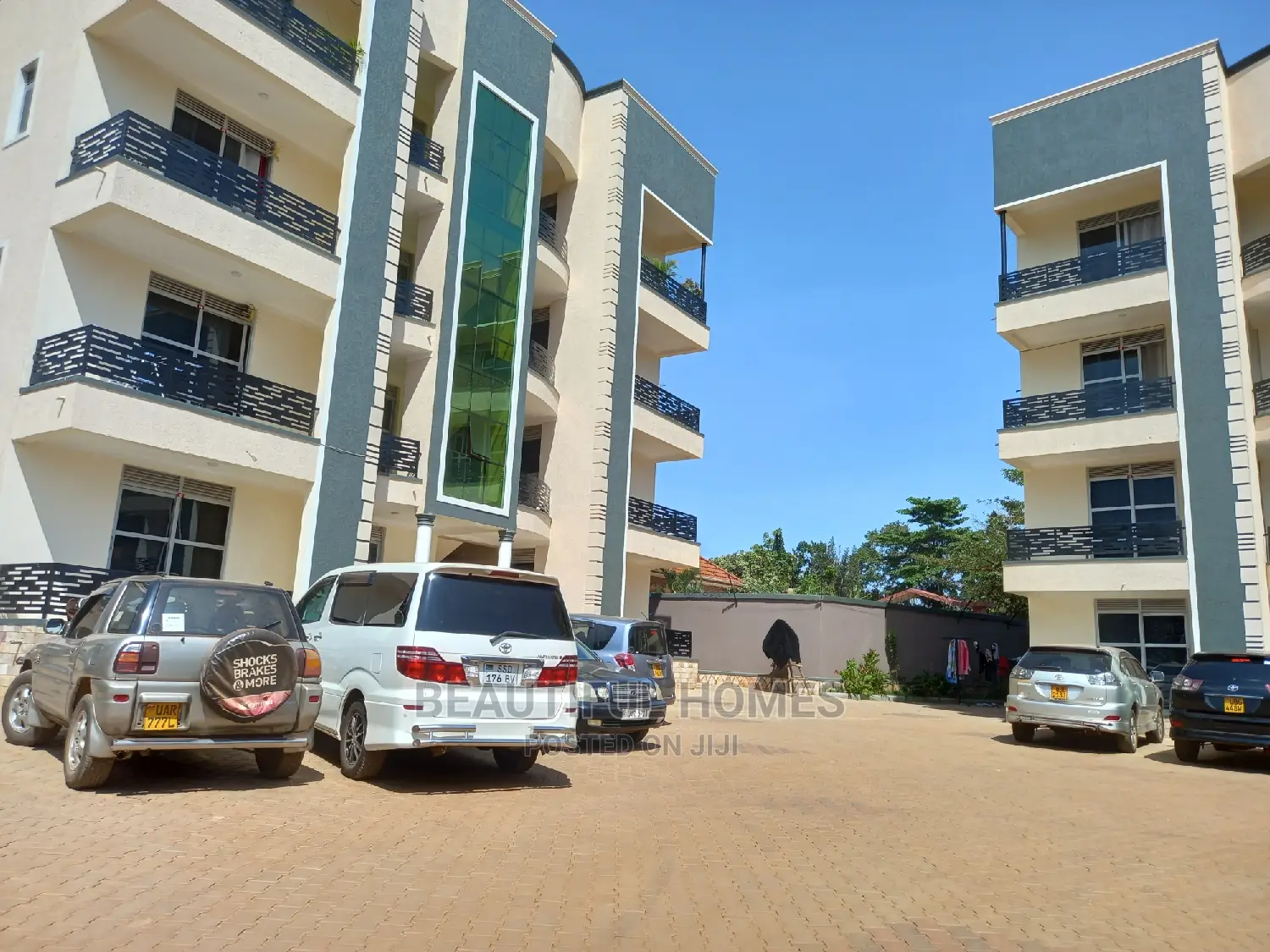 Furnished 2bdrm Block of Flats in Kyaliwajjara, Central Division in Central Division