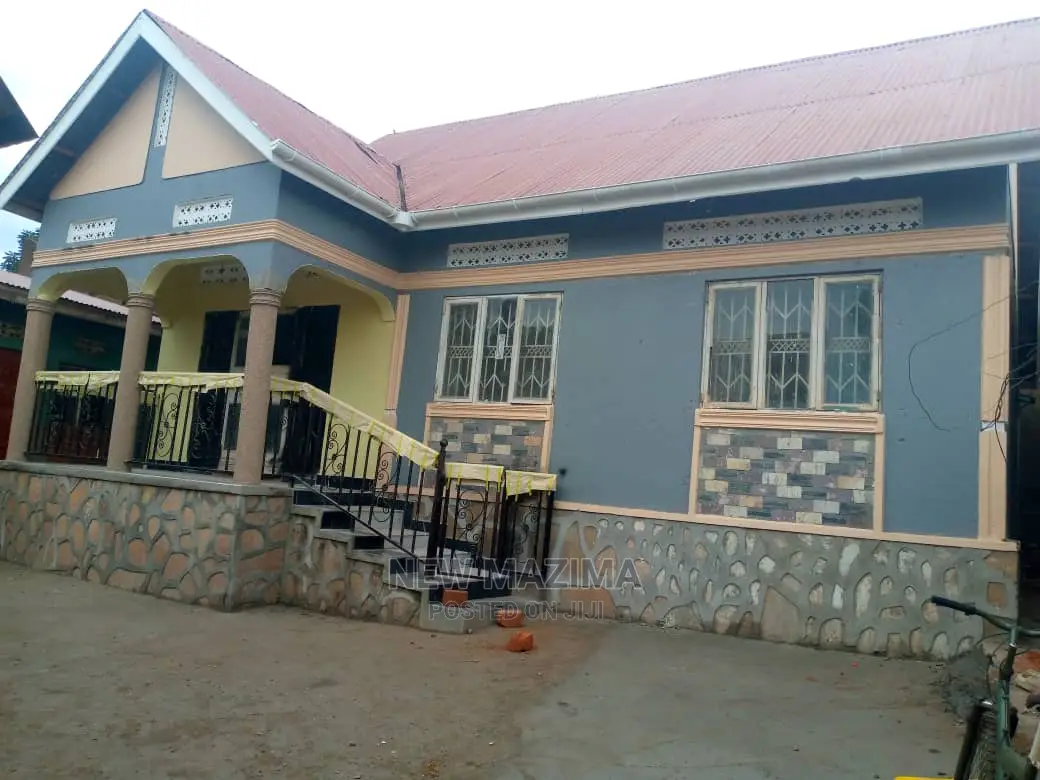 3bdrm House in Nansana Town, Division a for Sale in Division A