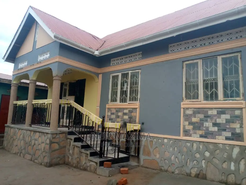 3bdrm House in Nansana Town, Division a for Sale in Division A