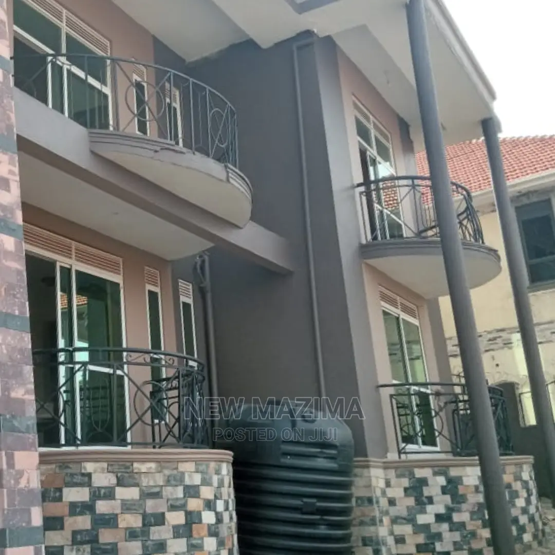 5bdrm Maisonette in Buziga Heights, Division a for Sale in Division A