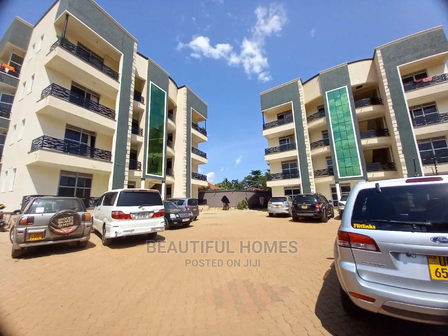Furnished 2bdrm Block of Flats in Kyaliwajara Vienna, Central Division in Central Division