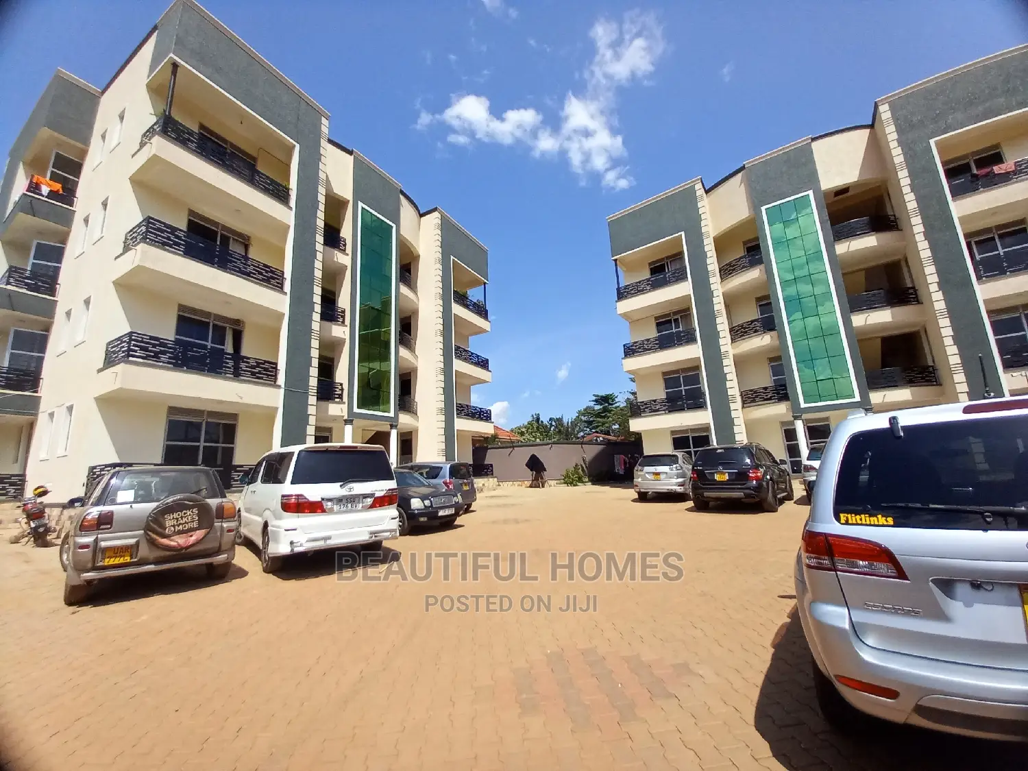 Furnished 2bdrm Block of Flats in Kyaliwajara Vienna, Central Division in Central Division