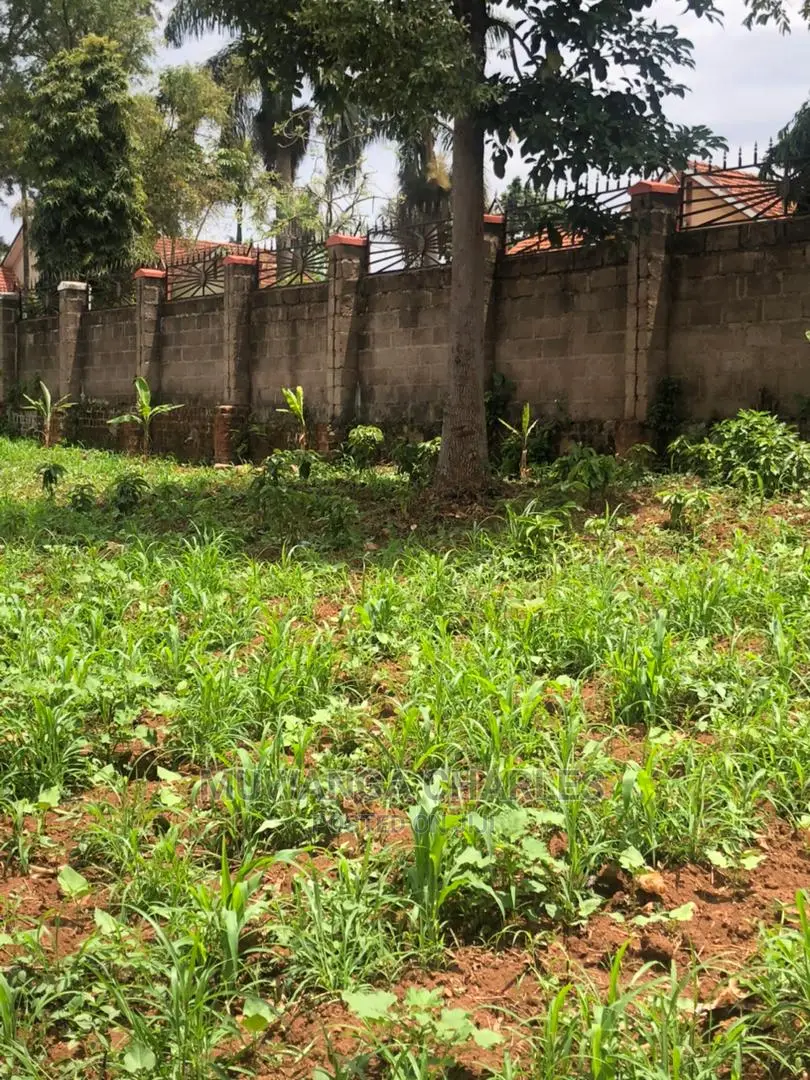 200x200ft Plot of Land for Sale in Kulambiro in Central Division