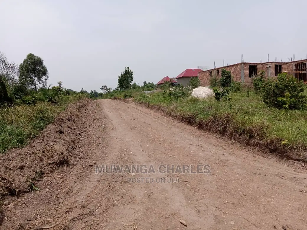 100x100ft Plot of Land for Sale in Kira Nsasa in Central Division