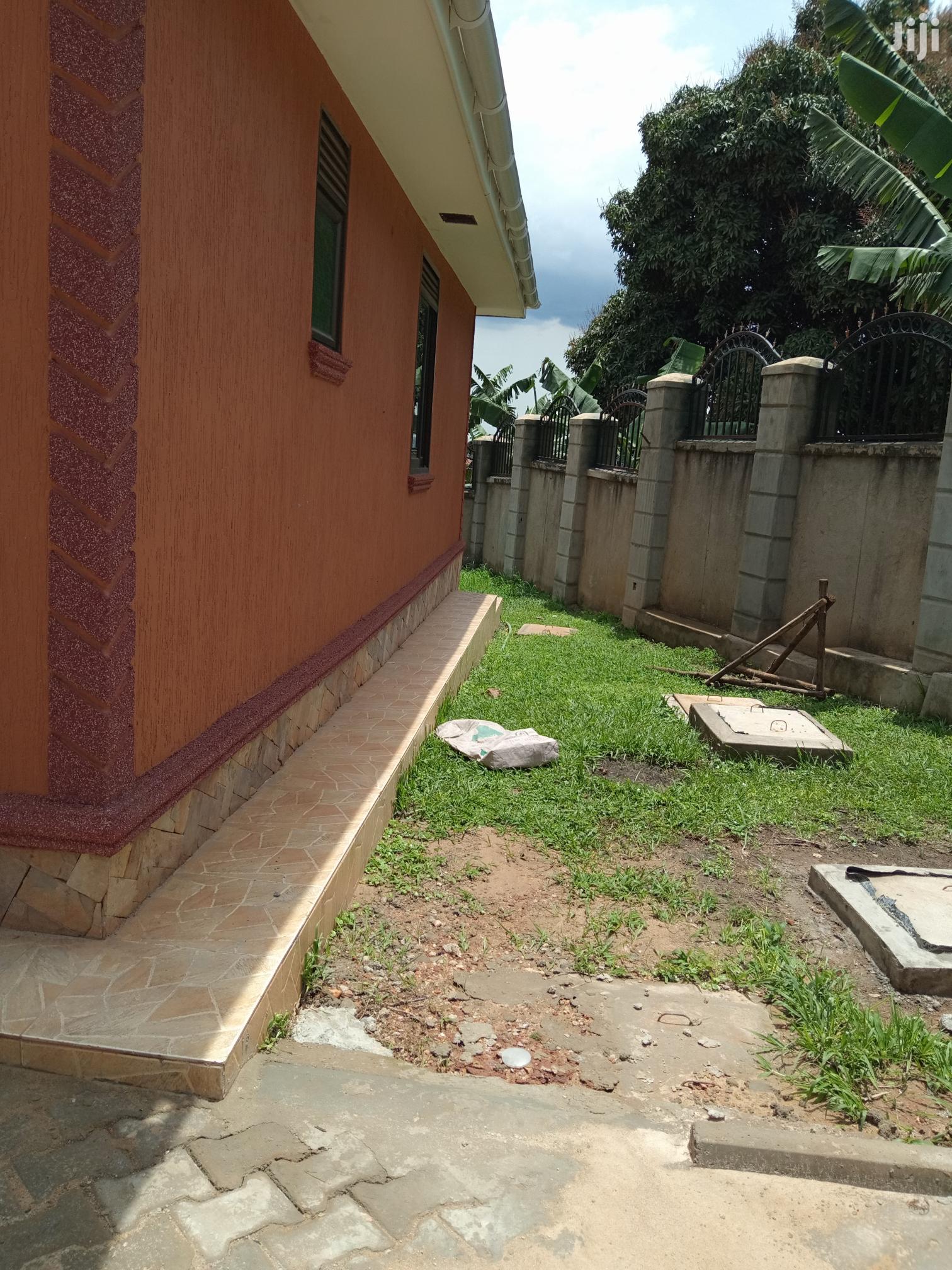 Kira Posh Mansion in a Big Compound for Sell in Kampala