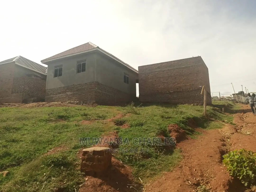 100x50ft Plot of Land for Sale in Mattuga in Central Division