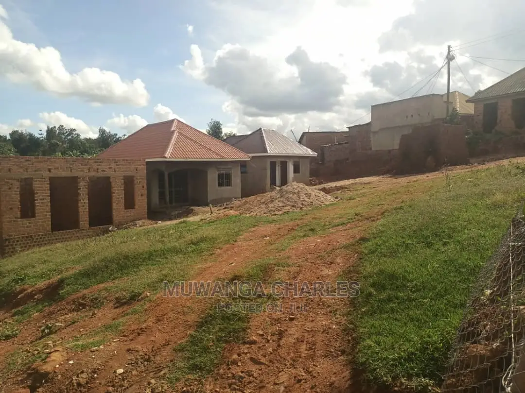 100x50ft Plot of Land for Sale in Mattuga in Central Division