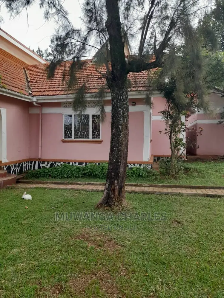 3bdrm Bungalow in Fs Properties Ltd, Central Division for Rent in Central Division