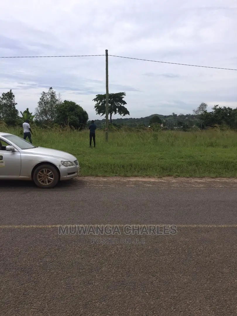 5acres for Sale at Kulule Bombo in Central Division