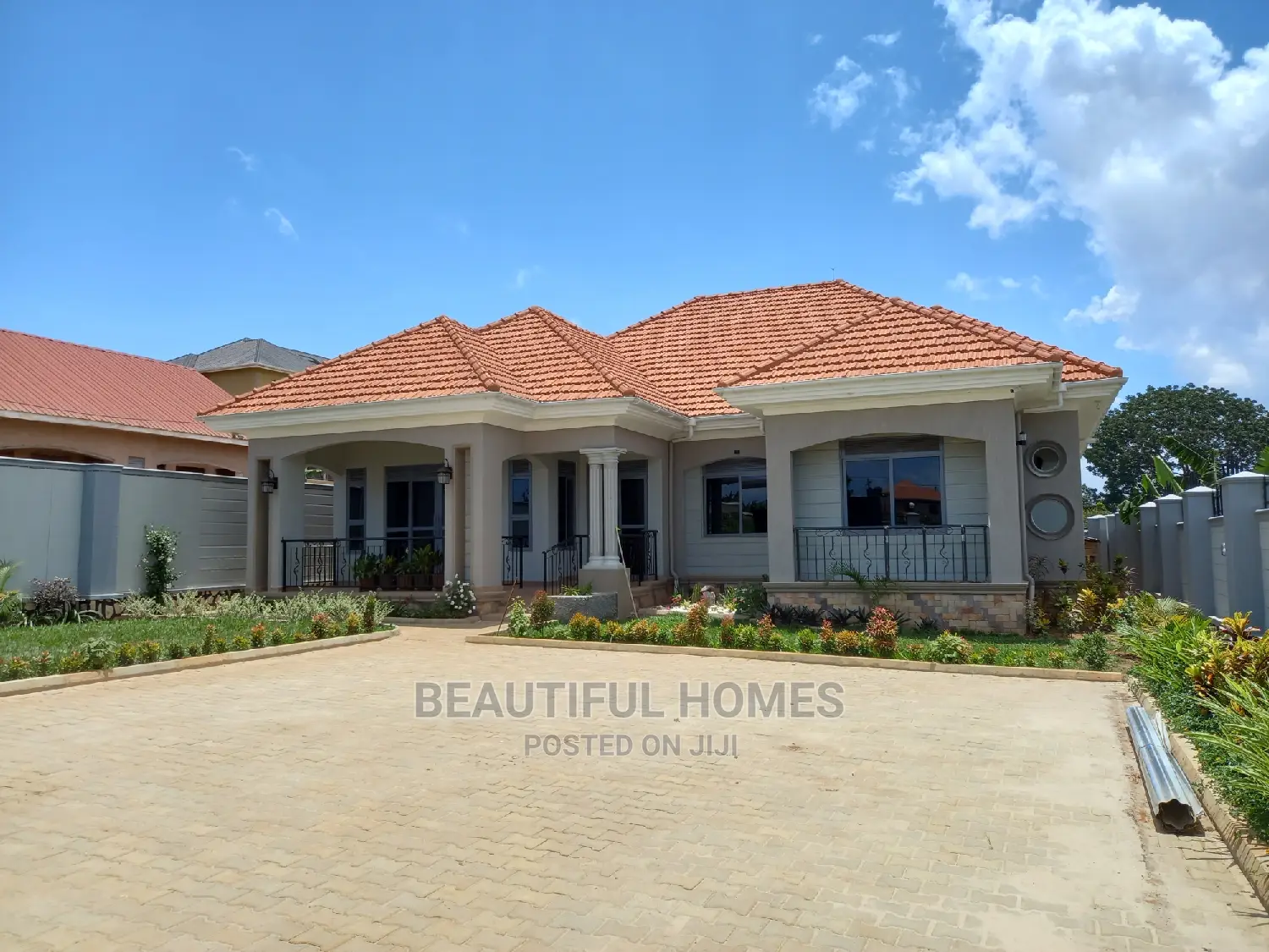Furnished 4bdrm House in Kirinya First Class, Kira for Sale in Kira