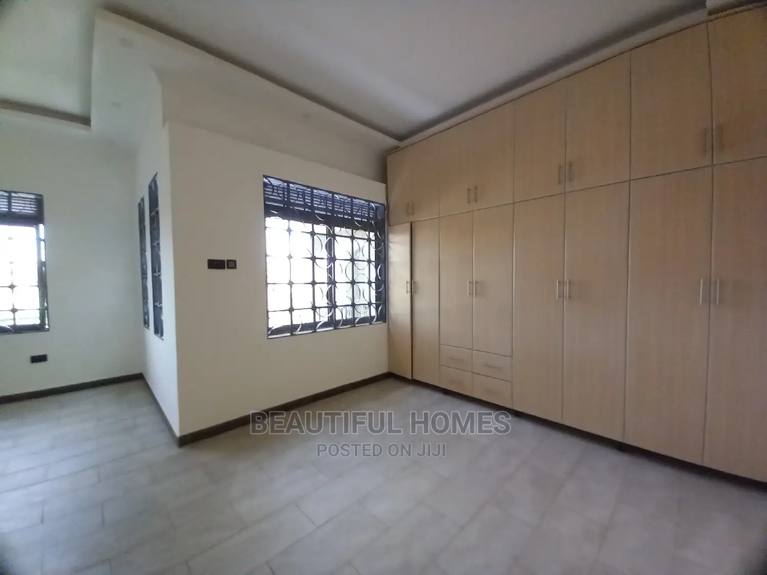 Furnished 4bdrm Bungalow in Kirinya Best, Kira for Sale in Kira