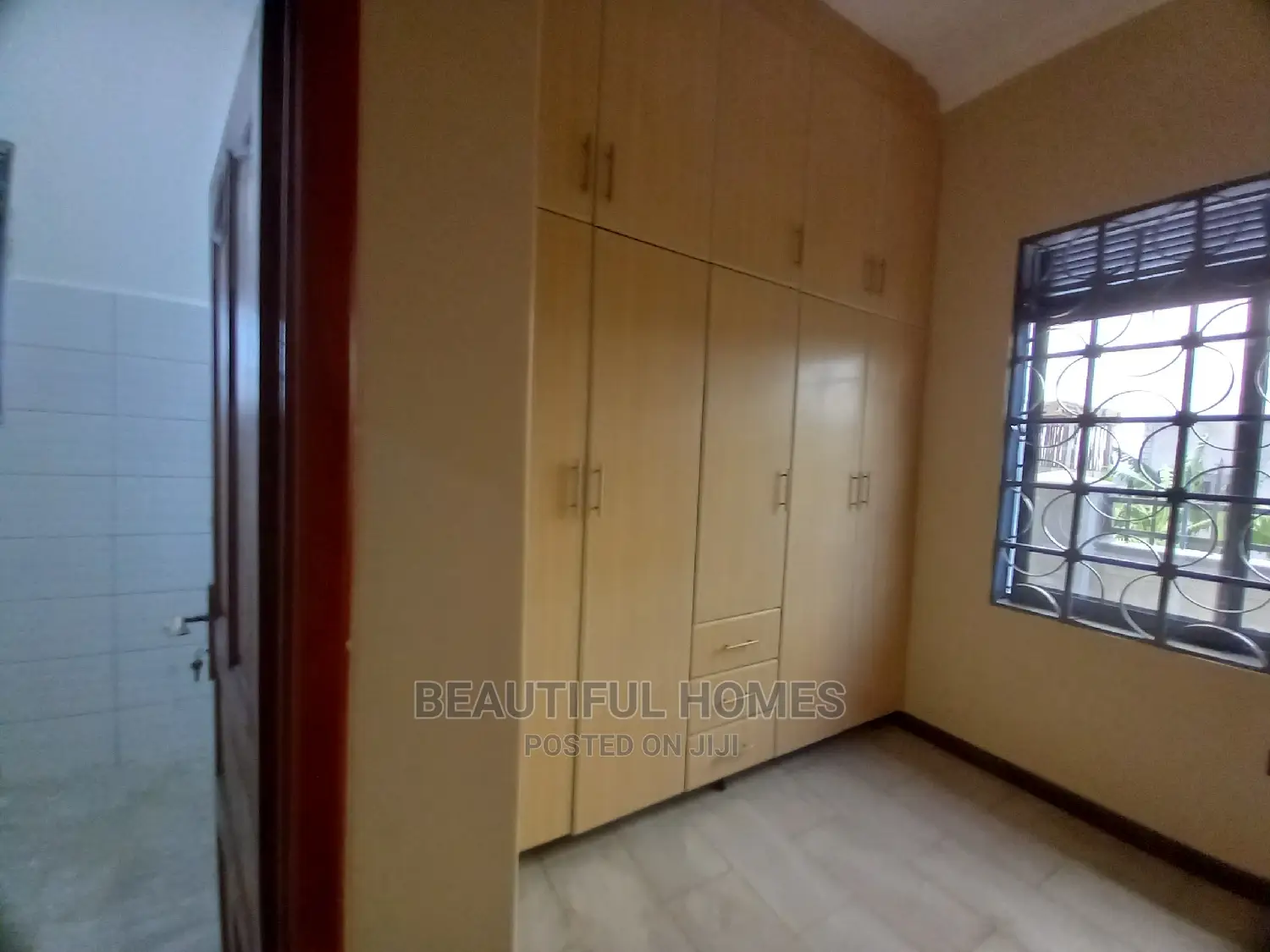 Furnished 4bdrm House in Kirinya Diplomat, Kira for Sale in Kira