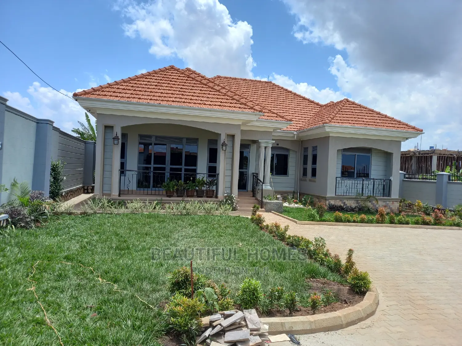 Furnished 4bdrm Bungalow in Kirinya Gorgeous, Kira for Sale in Kira
