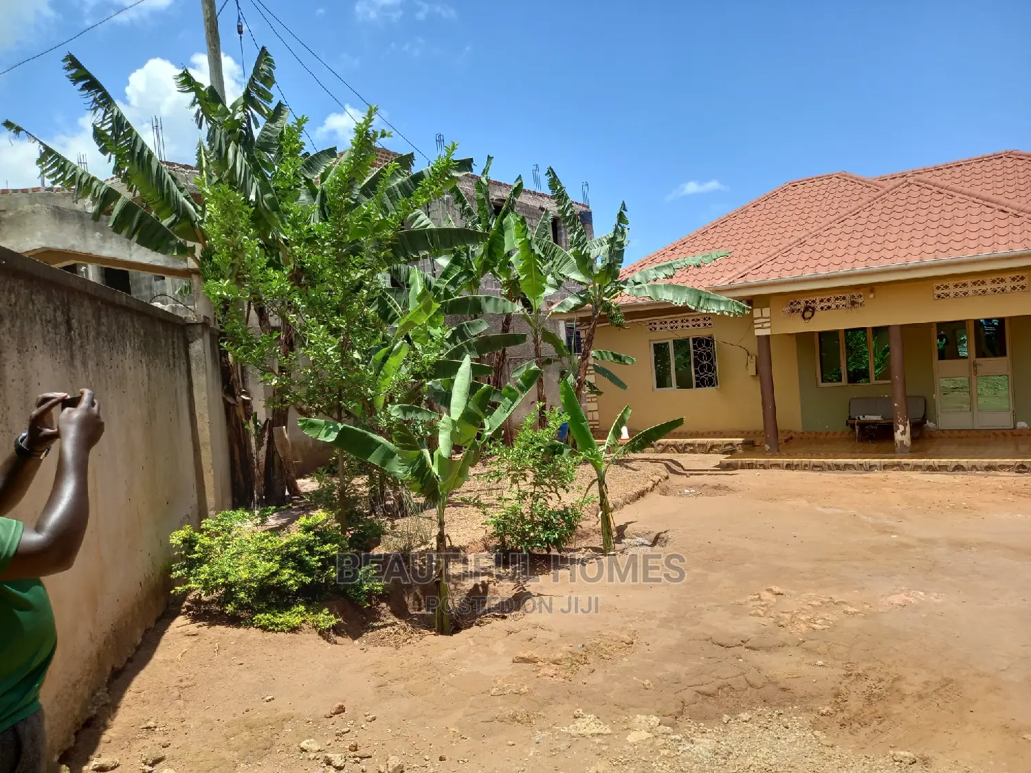 3bdrm Bungalow in Kirinya by The, Kira for Sale in Kira