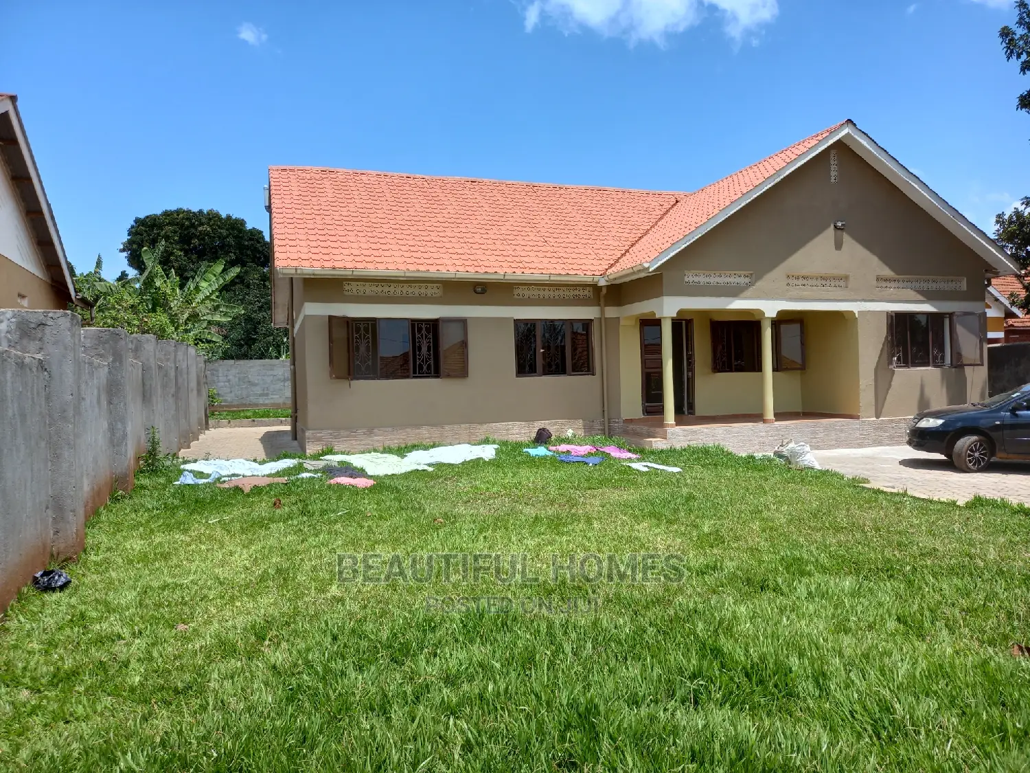 Furnished 4bdrm Bungalow in Kirinya Posh, Kira for Sale in Kira