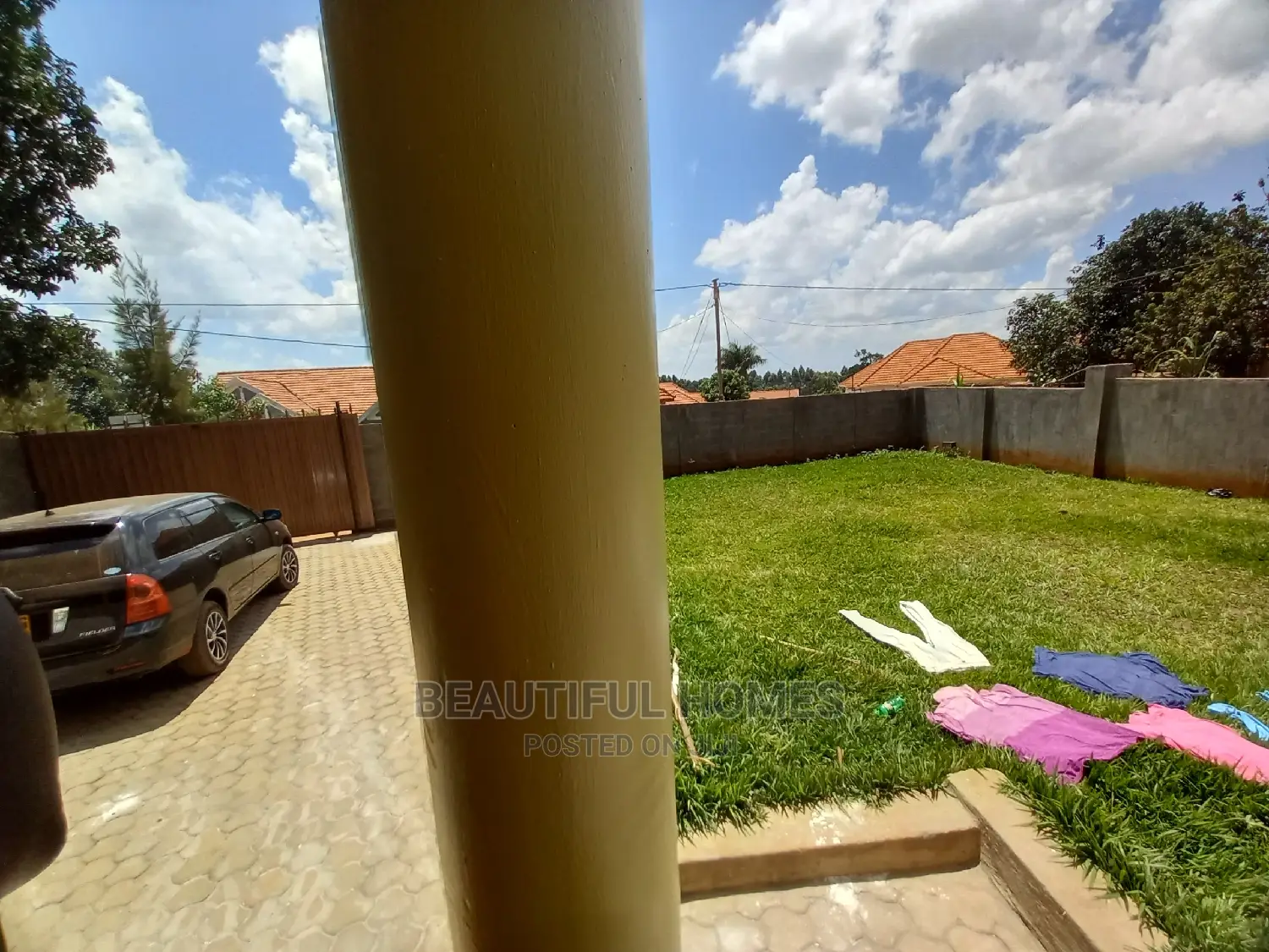 Furnished 4bdrm Bungalow in Kirinya Posh, Kira for Sale in Kira