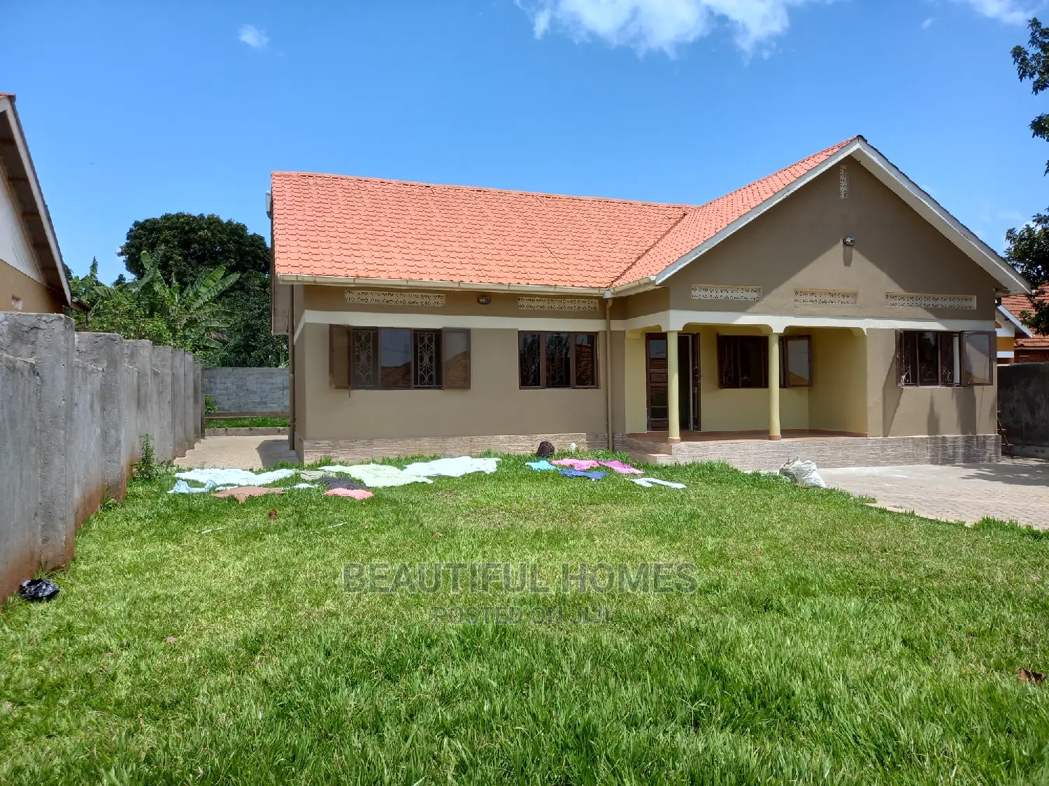 Furnished 4bdrm Bungalow in Kirinya, Central Division for Sale in Central Division