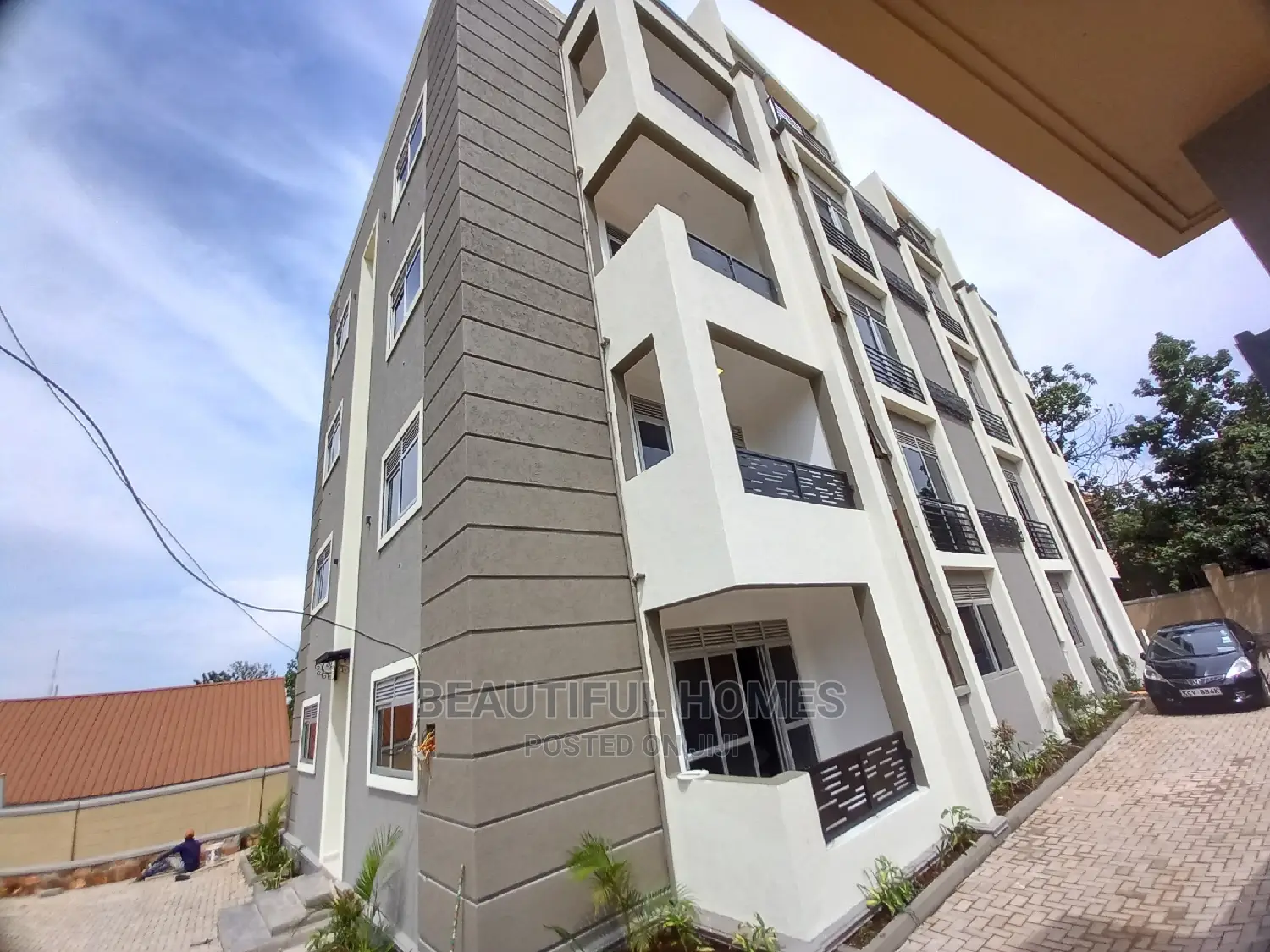 Furnished 2bdrm Block of Flats in Kisaasi, Central Division for Sale in Central Division