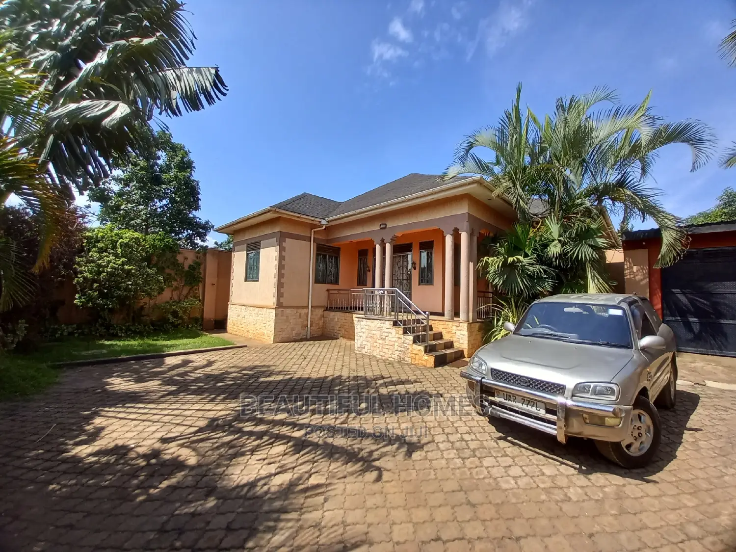 Furnished 4bdrm Bungalow in Kyaliwajjara Quality, Central Division in Central Division