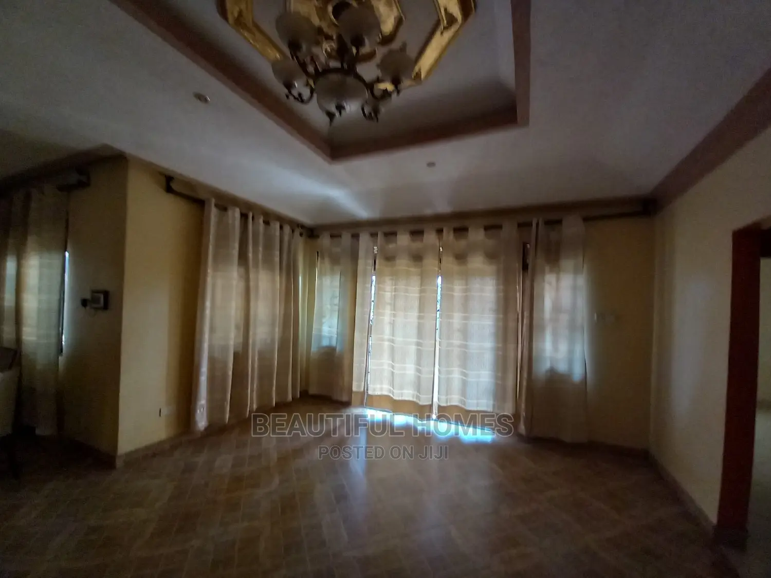 Furnished 4bdrm Bungalow in Kyaliwajjara Quality, Central Division in Central Division