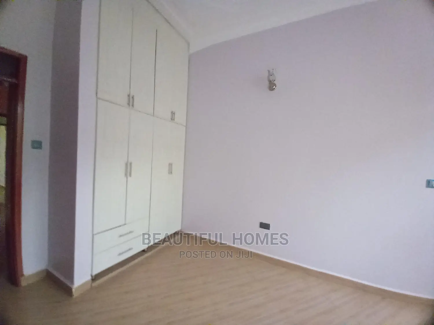 Furnished 4bdrm House in Naalya, Central Division for Sale in Central Division