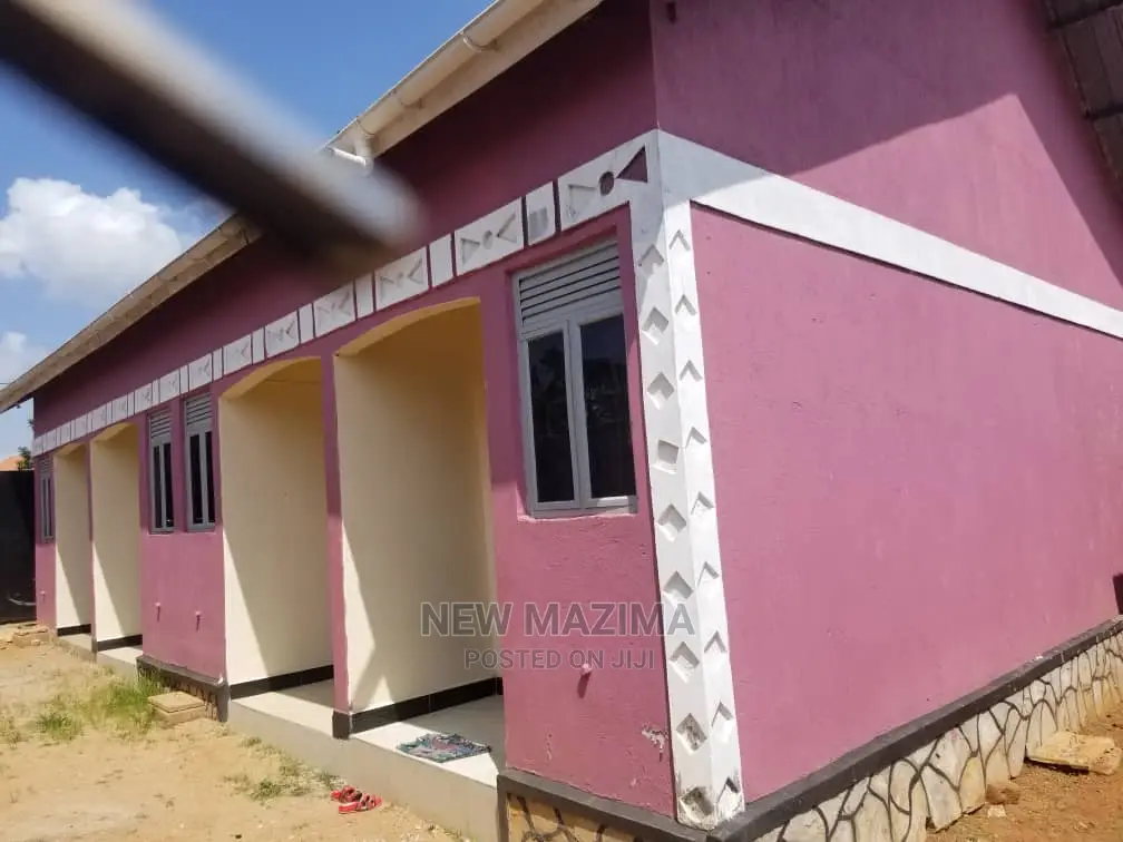 4bdrm House in Wakiso Namusera, Division a for Sale in Division A