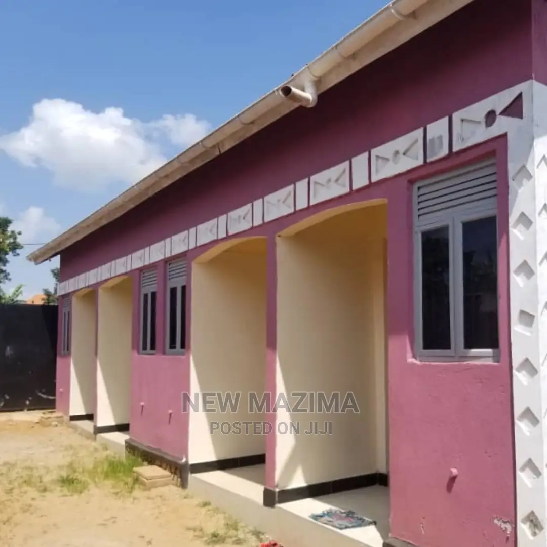 4bdrm House in Wakiso Namusera, Division a for Sale in Division A