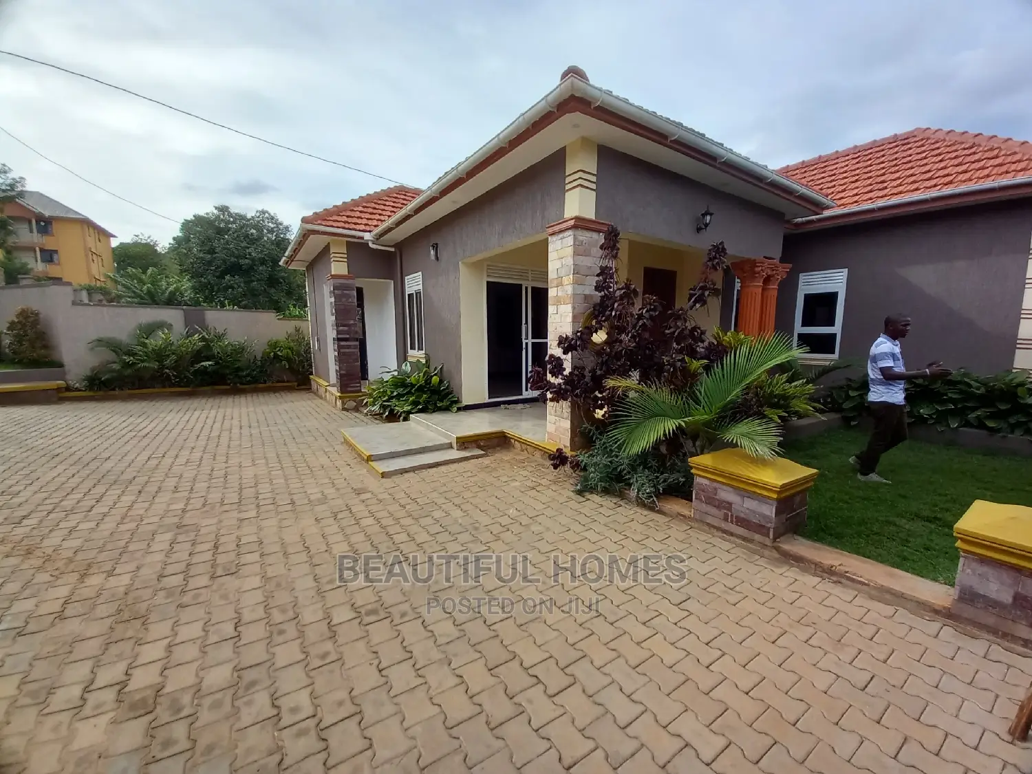 Furnished 4bdrm Bungalow in Kira Executive for Sale in Kira