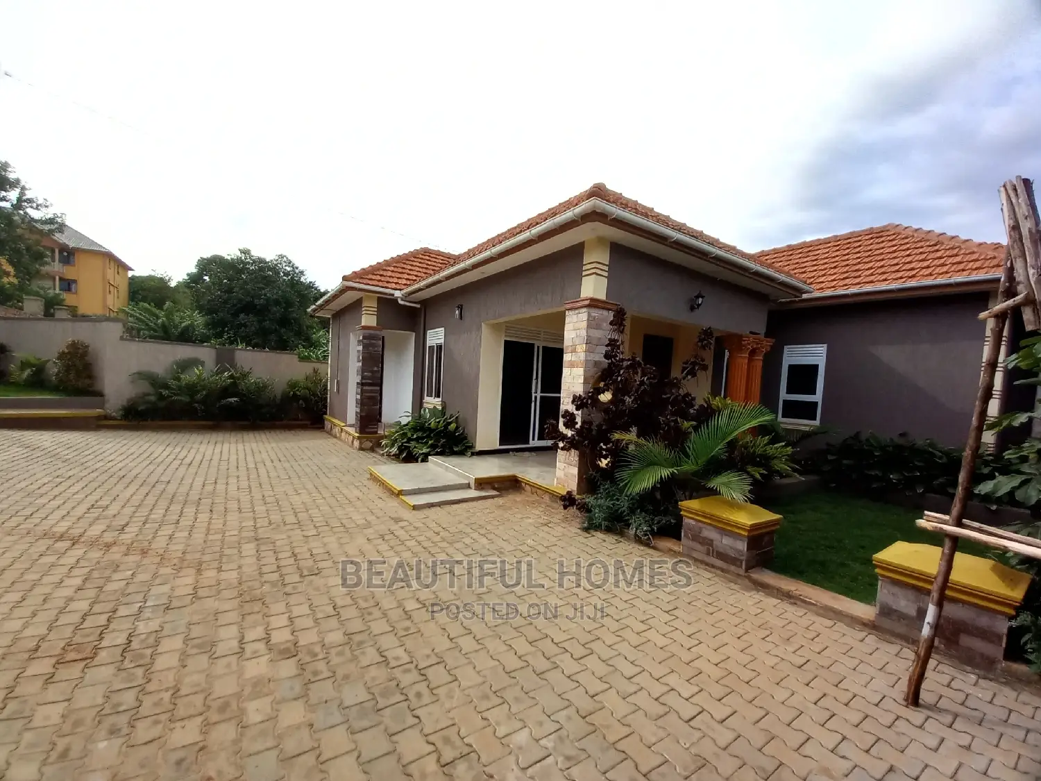 Furnished 4bdrm Bungalow in Kira Executive for Sale in Kira
