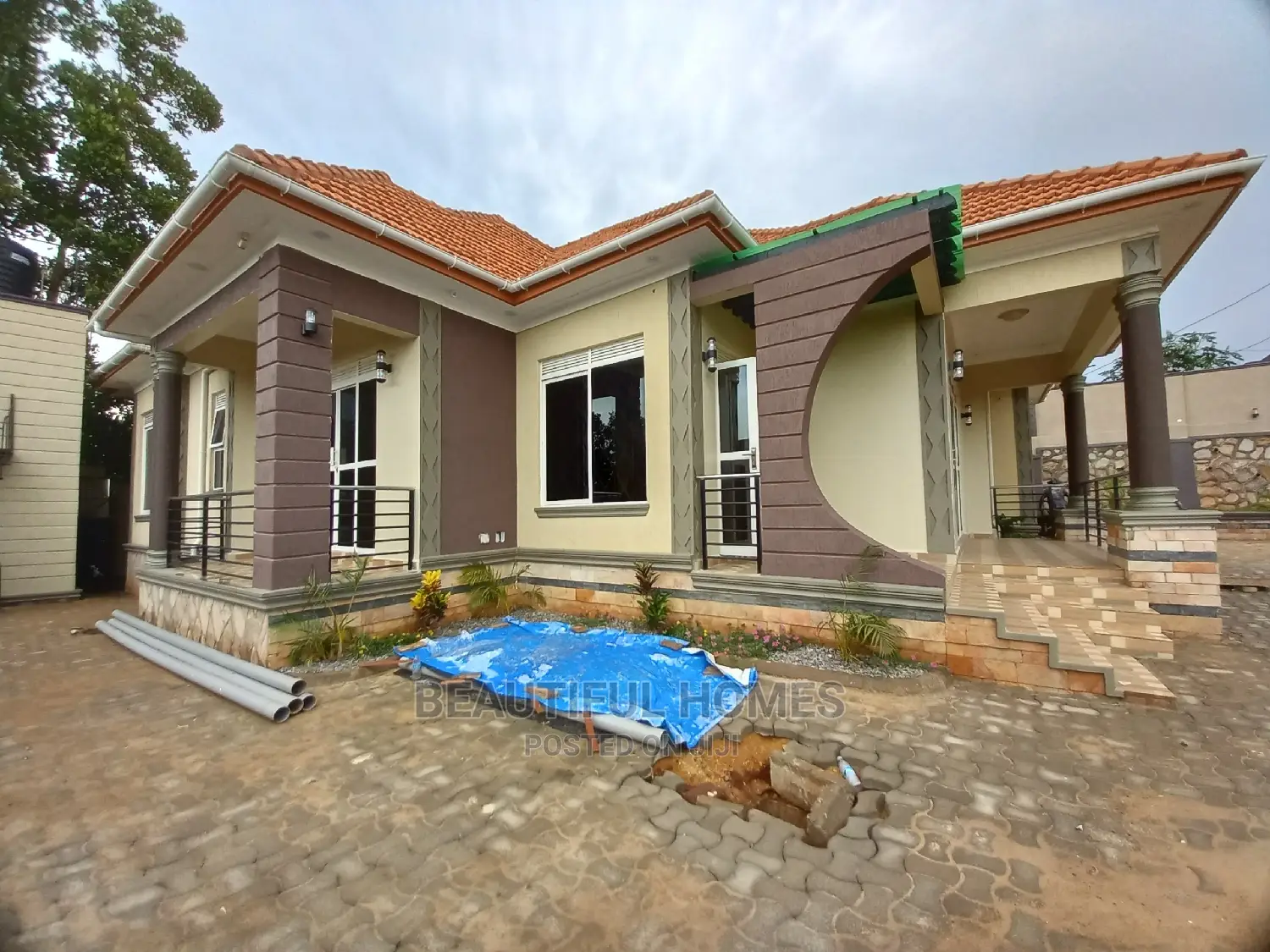 Furnished 4bdrm Bungalow in Nakwero, Kira for Sale in Kira