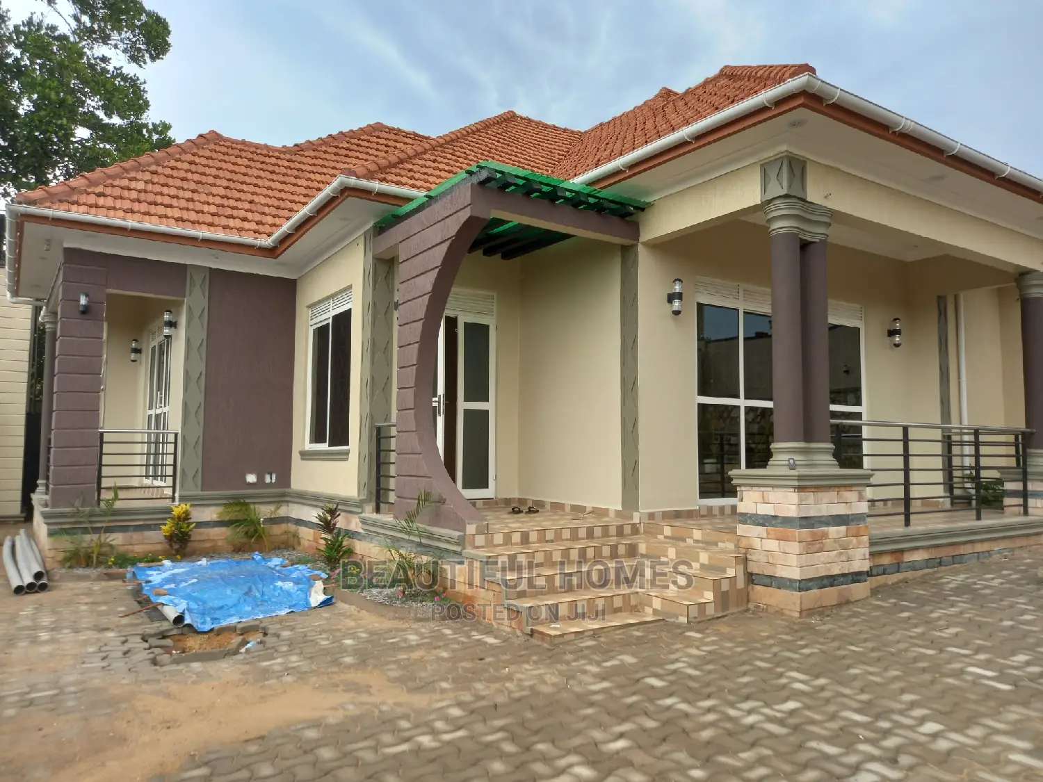 Furnished 4bdrm Bungalow in Nakwero, Kira for Sale in Kira