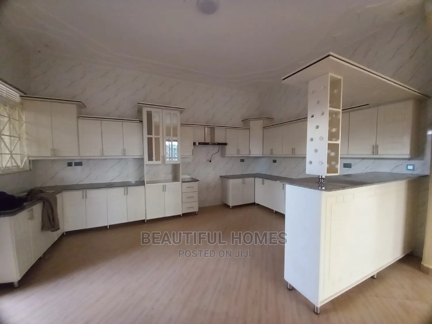 Furnished 4bdrm Bungalow in Nakwero 1, Kira for Sale in Kira