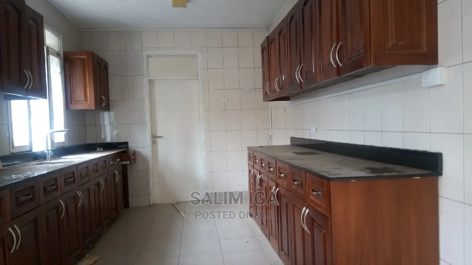 4bdrm Duplex in Kololo Property, Central Division for Rent in Central Division