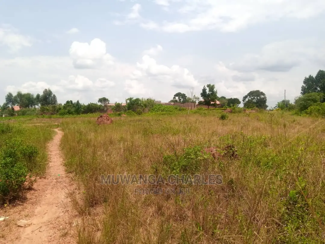 100x50ft Plot of Land for Sale at Gayaza Manyangwa in Central Division