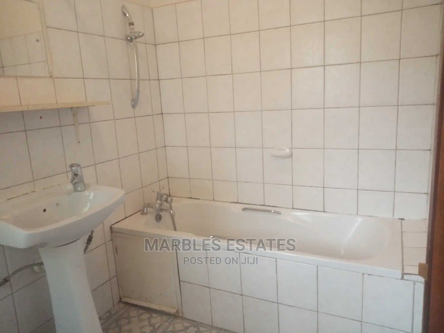 5bdrm House in Bugolobi, Central Division for Rent in Central Division