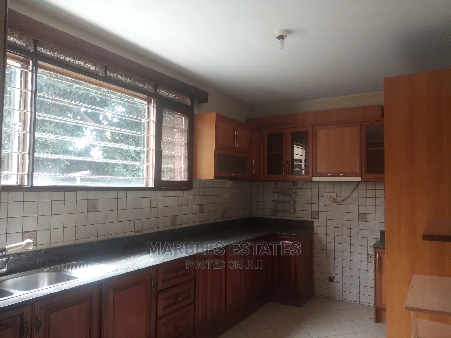 5bdrm House in Bugolobi, Central Division for Rent in Central Division