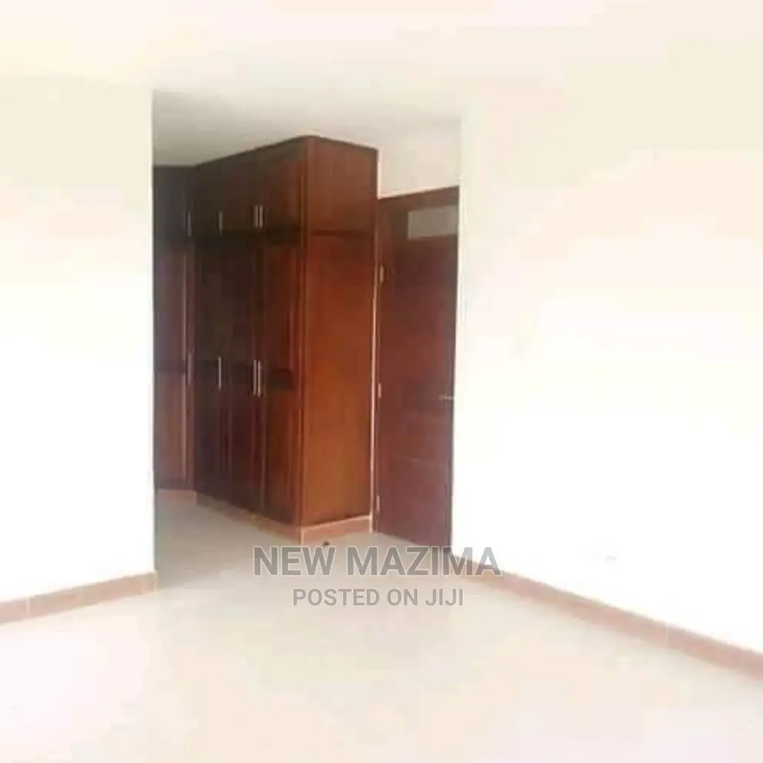 4bdrm Condo in Bugolobi, Division a for Sale in Division A