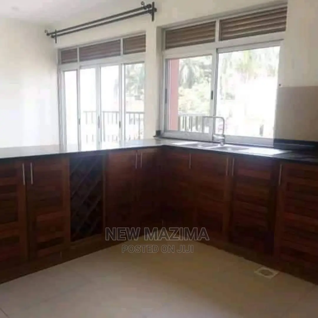 4bdrm Condo in Bugolobi, Division a for Sale in Division A