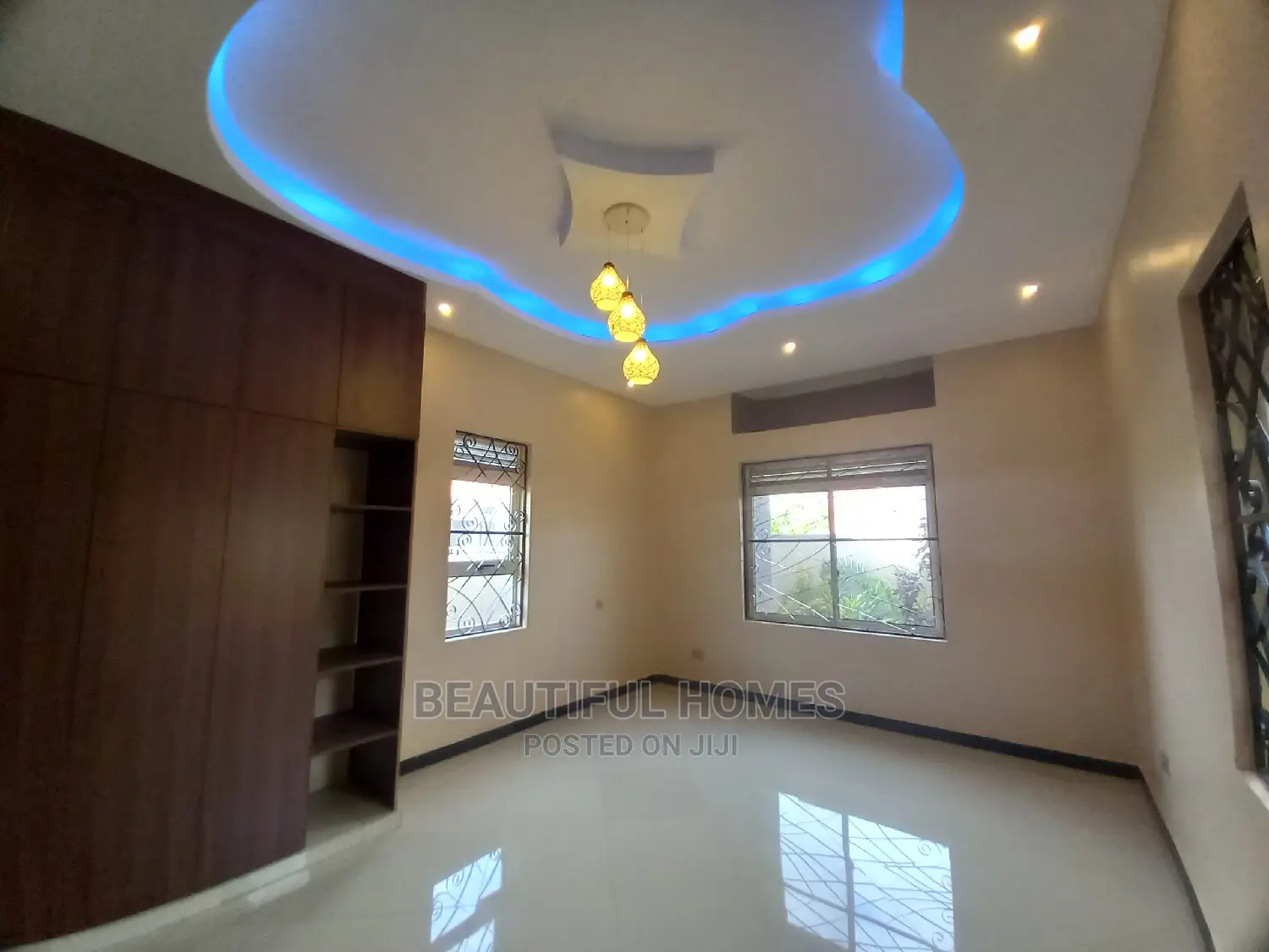 Furnished 4bdrm House in Kira Corporate Zone for Sale in Kira
